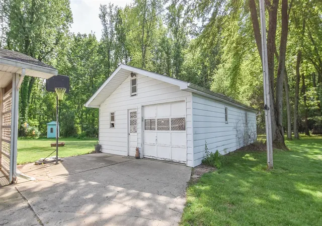 4th image of 8391 Old Us 27, Marshall, MI 49068 | MLS# 70535092