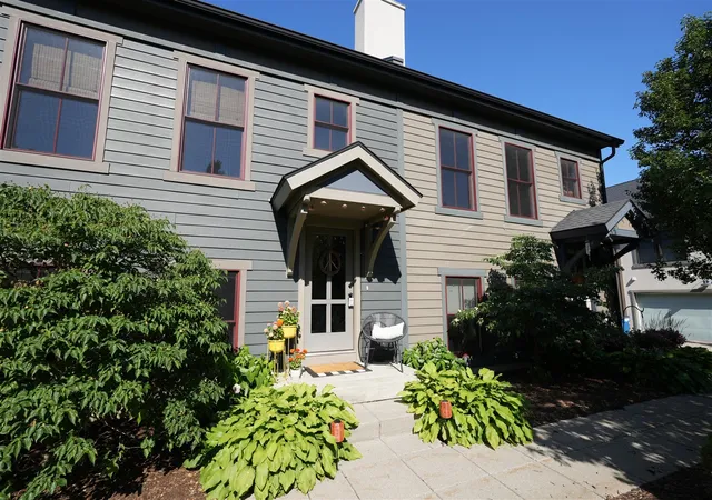 Photo 2 of Sale Pending at 2168 New Town Dr, Grand Rapids, MI 49525 | MLS# 70543405 | Listing updated on 2026-07-07