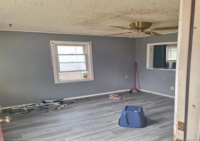 2nd image of 1389 Norton St, Burton, MI 48529 | MLS# 61022414