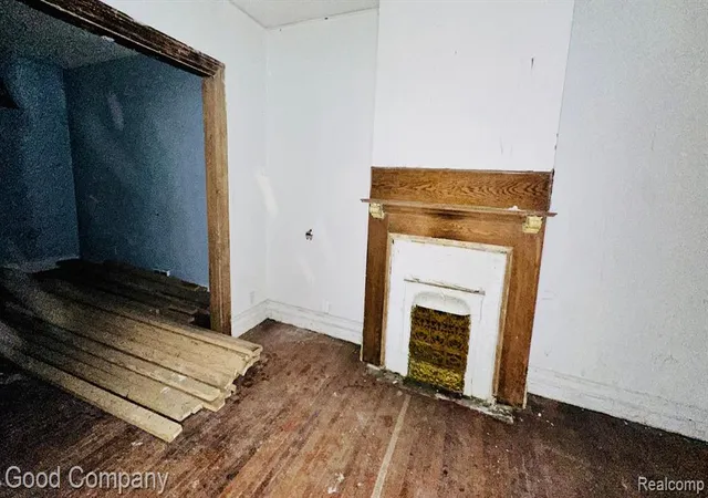 4th image of 104 Mount Vernon St, Detroit, MI 48202 | MLS# 60294897