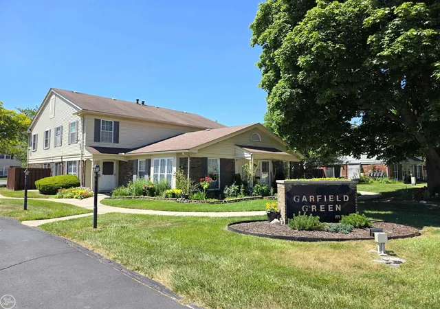 Homes for sale in Fraser, MI | 34299 Garfield Circle Circle, Fraser, MI 48026 | MLS# 50210711
