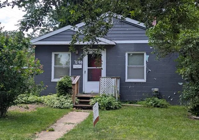 Photo 1 of Single family home for sale at 646 S Francis Ave, Lansing, MI 48912 | MLS# 70540559 | Listing updated on 2026-08-26