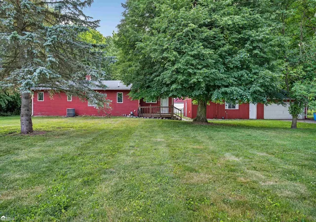 Homes for sale in Burton, MI | 1444 S Genesee Rd, Burton, MI 48509 | MLS# 50210758