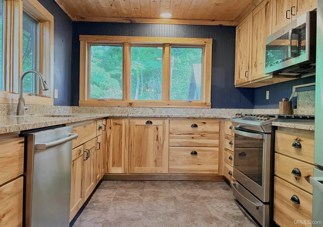 Photo 4 of Single family home for sale at 14038 N 1325 Ln, Garden, MI 49835 | MLS# 50216878 | Listing updated on 2026-09-24