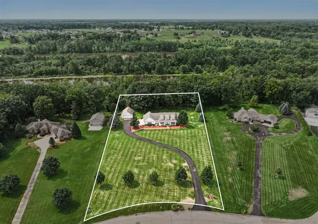 2nd image of 5648 Glenn Mar Ct, Coopersville, MI 49404 | MLS# 70552142
