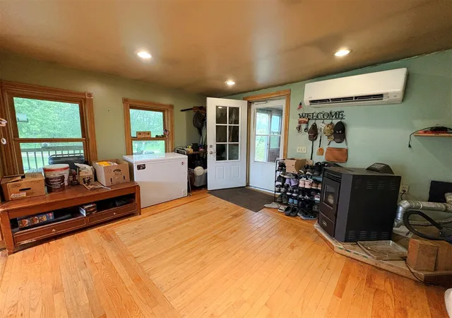 image of 18344 9 Mile Rd, Reed City, MI 49677 | MLS# 70548241