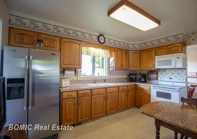 Photo 2 of Sale Pending at 10750 Birch Run Rd, Birch Run, MI 48415 | MLS# 50217541 | Listing updated on 2026-09-03