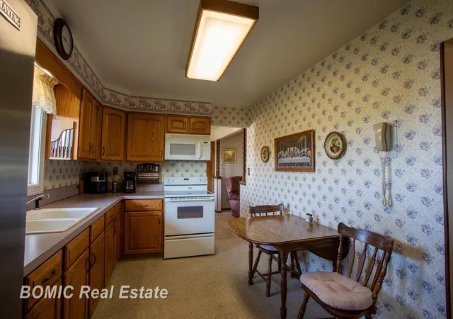 Photo 3 of Sale Pending at 10750 Birch Run Rd, Birch Run, MI 48415 | MLS# 50217541 | Listing updated on 2026-09-03
