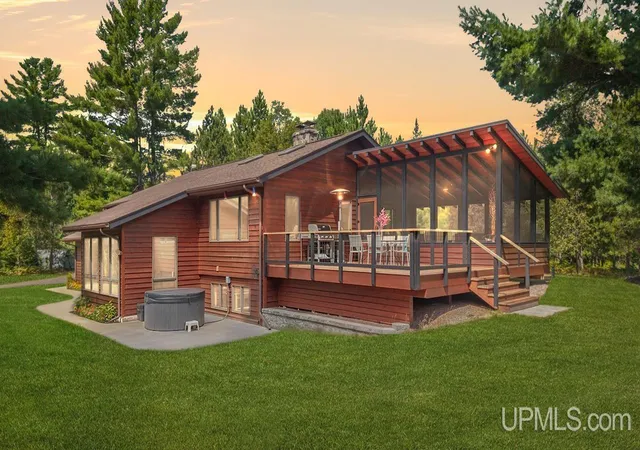 Photo 1 of Sale Pending at N4922 County 607 Rd, Iron Mountain, MI 49801 | MLS# 50220059 | Listing updated on 2026-09-08