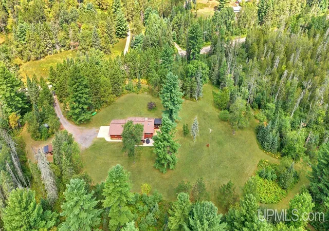 Photo 3 of Sale Pending at N4922 County 607 Rd, Iron Mountain, MI 49801 | MLS# 50220059 | Listing updated on 2026-09-08