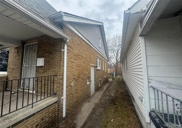 Homes for sale in Detroit, MI | 15416 Snowden St, Detroit, MI 48227 3360 | MLS# 60982026