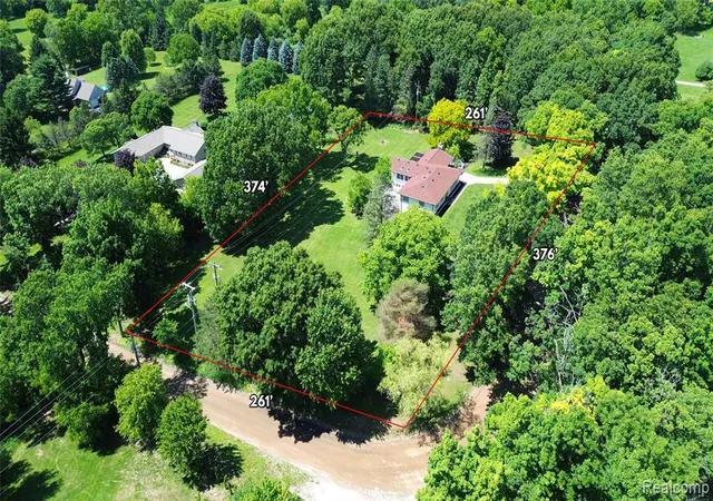 Homes for sale in Clarkston, MI | 9497 Ellis Rd, Clarkston, MI 48348 | MLS# 61005151