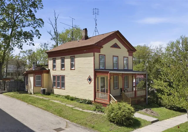 Homes for sale in New Buffalo, MI | 126 N Barton St, New Buffalo, MI 49117 | MLS# 70527422