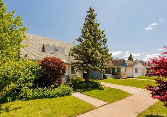 Homes for sale in Hazel Park, MI | 23122 Reynolds Ave, Hazel Park, MI 48030 1477 | MLS# 60996038