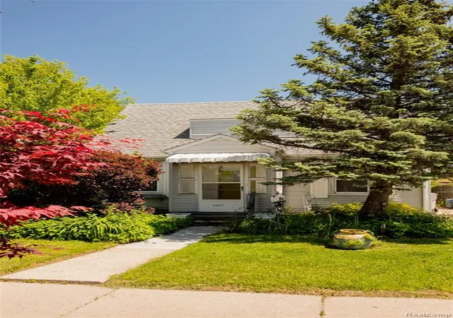 Homes for sale in Hazel Park, MI | 23122 Reynolds Ave, Hazel Park, MI 48030 1477 | MLS# 60996038