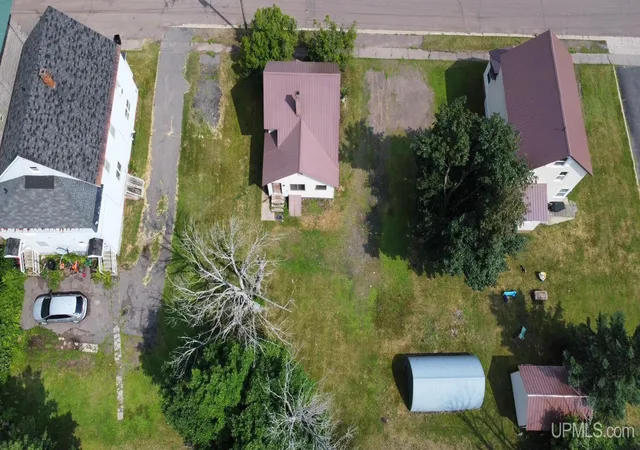 Photo 4 of Single family home for sale at 23 1st Street, South Range, MI 49963 | MLS# 50216570 | Listing updated on 2026-08-28