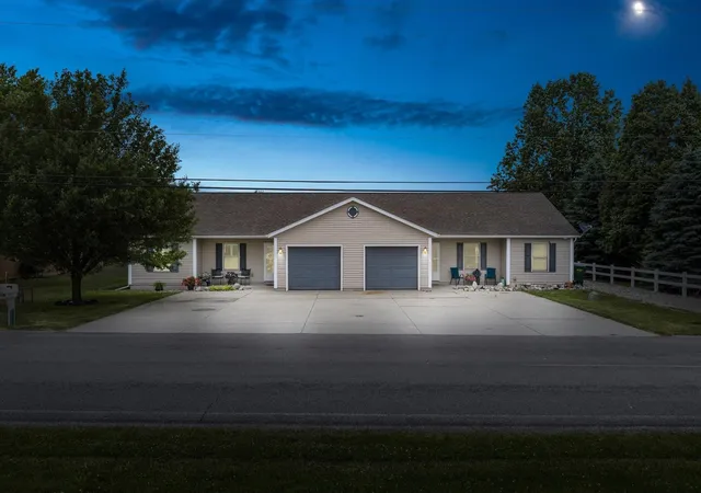 Homes for sale in Cassopolis, MI | 22710 Diamond Cove St, Cassopolis, MI 49031 | MLS# 70537349