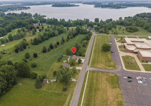 Homes for sale in Cassopolis, MI | 22710 Diamond Cove St, Cassopolis, MI 49031 | MLS# 70537349