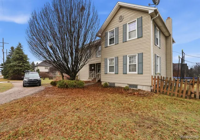 2nd image of 49777 Card Rd, Macomb, MI 48044 | MLS# 61017504