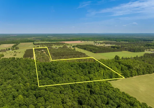 Homes for sale in Kalkaska, MI | 493 Ne County Road 571, Kalkaska, MI 49646 | MLS# 80067612