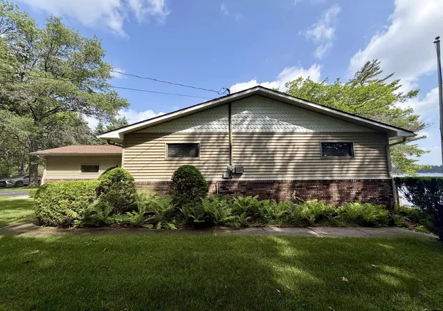 31st image of 5972 Westshore Dr, Oscoda, MI 48750 | MLS# 50219371