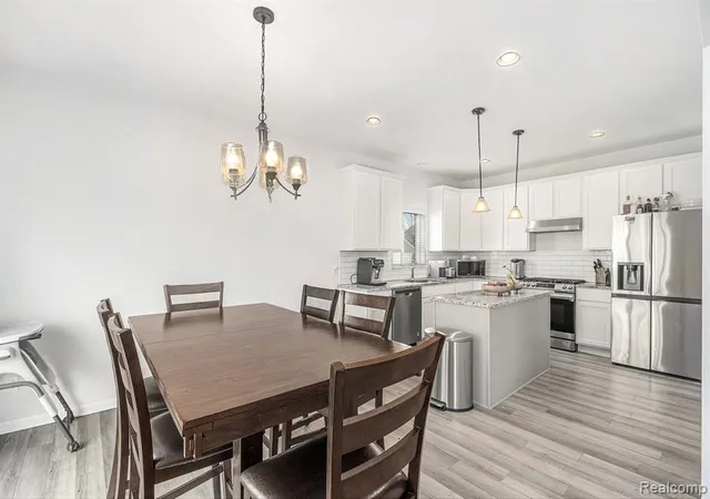 5th image of 8301 Berwick Dr, Westland, MI 48185 | MLS# 60995742
