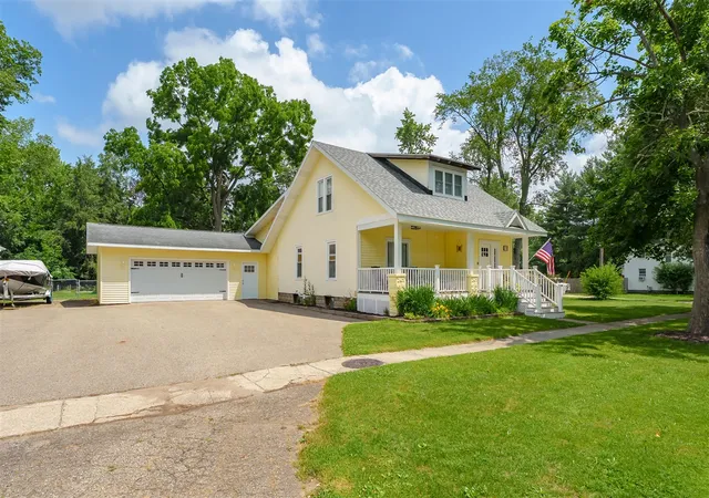 Homes for sale in Otsego, MI | 378 W Franklin St, Otsego, MI 49078 | MLS# 70542751