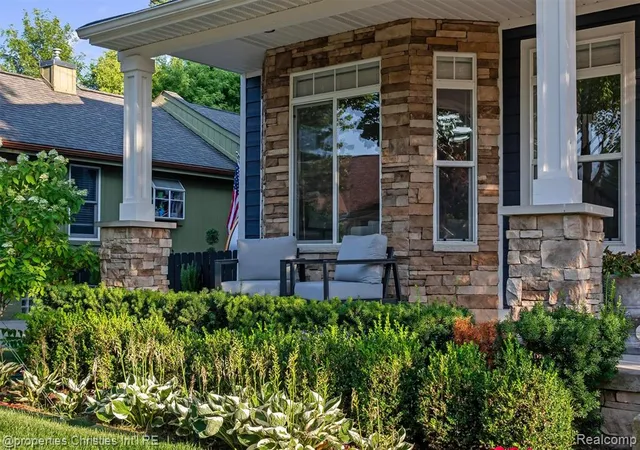 4th image of 1334 Cole St, Birmingham, MI 48009 | MLS# 61018919
