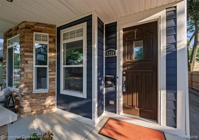 5th image of 1334 Cole St, Birmingham, MI 48009 | MLS# 61018919
