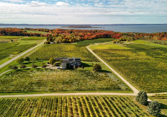 2nd image of 2721 Nelson Rd, Traverse City, MI 49686 | MLS# 80057590