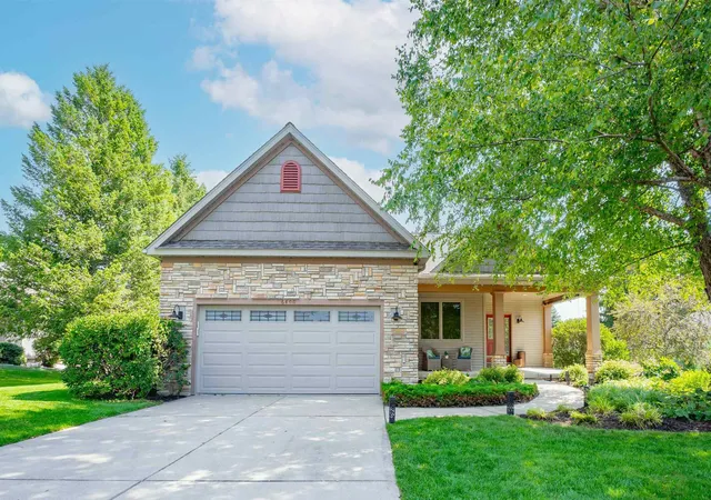 Photo 1 of Single family home for sale at 6400 Arrowhead Wy, Williamsburg, MI 49690 | MLS# 80072894 | Listing updated on 2026-09-17