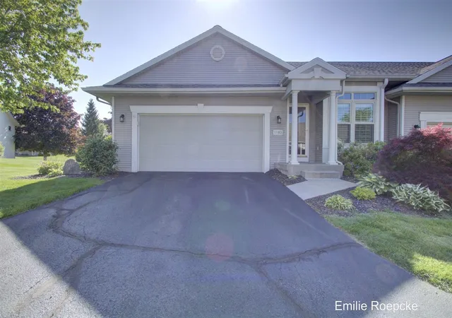 Homes for sale in Grand Rapids, MI | 1183 Kensington St, Grand Rapids, MI 49534 | MLS# 70535512