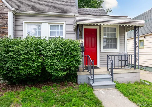 Photo 3 of Sale Pending at 2442 Homeplace St, Dearborn, MI 48124 2451 | MLS# 61025073 | Listing updated on 2026-09-01