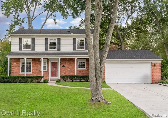 1st image of 32321 Old Forge Ln, Farmington Hills, MI 48334 | MLS# 60941824