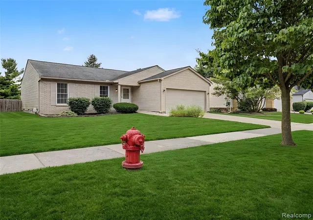 Photo 3 of Sale Pending at 24720 Kings Pointe, Novi, MI 48375 | MLS# 61019352 | Listing updated on 2026-08-23