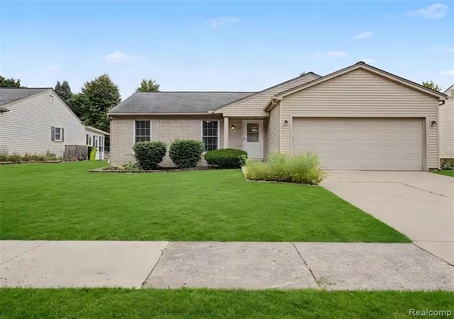 Photo 4 of Sale Pending at 24720 Kings Pointe, Novi, MI 48375 | MLS# 61019352 | Listing updated on 2026-08-23