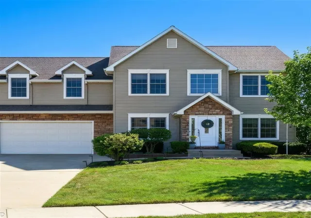 1st image of 5915 Wacker Dr, Stevensville, MI 49127 | MLS# 70524444