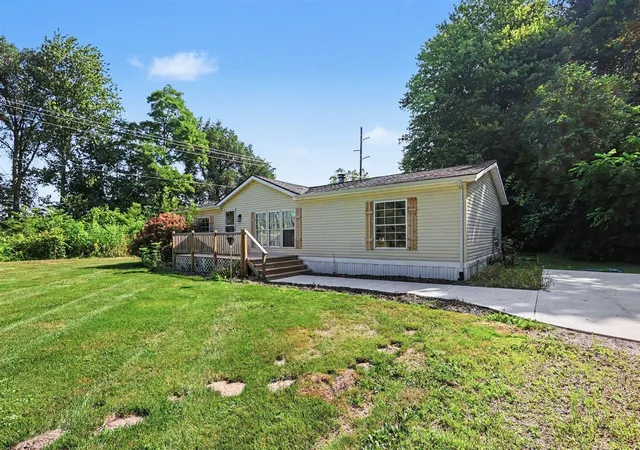 Photo 2 of Sale Pending at 17048 Bond St, Nunica, MI 49448 | MLS# 70551626 | Listing updated on 2026-08-19