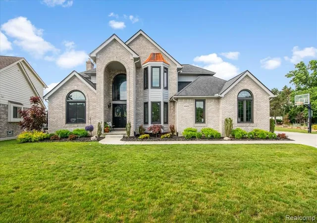 1st image of 45433 Indian Creek Dr, Canton, MI 48187 | MLS# 61007917