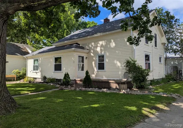 1st image of 300 Bristol St, Almont, MI 48003 | MLS# 61004689