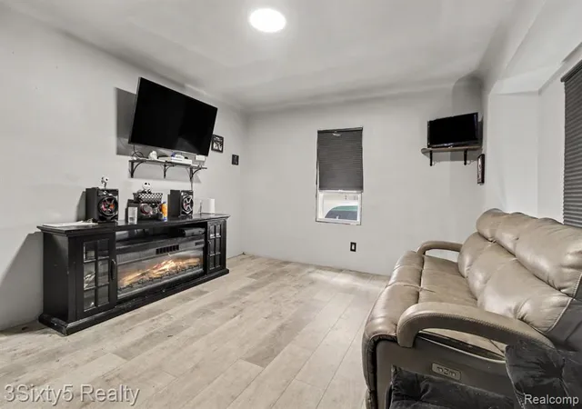 Photo 3 of Single family home for sale at 26296 Oakland St, Inkster, MI 48141 | MLS# 61004757 | Listing updated on 2026-07-07