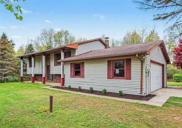 Homes for sale in Augusta, MI | 16711 Cd Ave, Augusta, MI 49012 | MLS# 70530799
