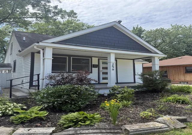Homes for sale in Berkley, MI | 2679 Oxford Rd, Berkley, MI 48072 | MLS# 70517528