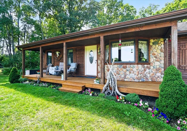 image of 10077 Maple Hill Rd, Howard City, MI 49329 | MLS# 70554065