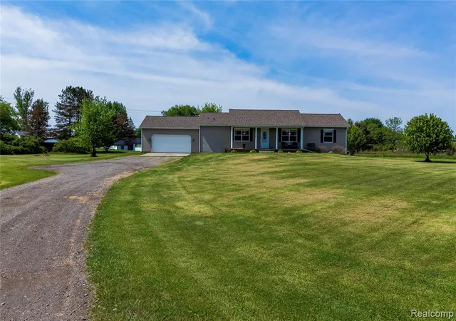 Homes for sale in Lapeer, MI | 1872 Lonsberry Dr, Lapeer, MI 48446 | MLS# 60997436