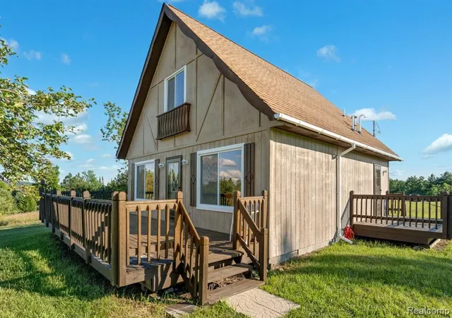 3rd image of 9720 E Kellyville Rd, Atlanta, MI 49709 | MLS# 60931204