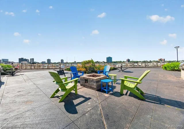 Photo 3 of Condo for sale at 1001 W Jefferso Riverfront Dr #14-G, Detroit, MI 48226 | MLS# 60977830 | Listing updated on 2026-08-10
