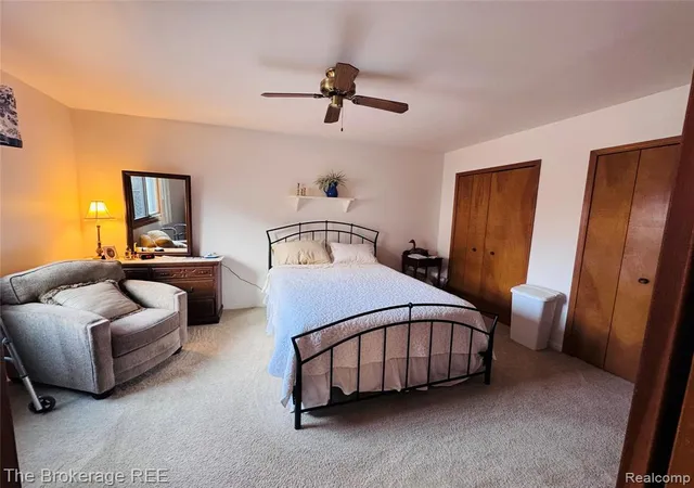 Homes for sale in Flushing, MI | 588 Oakbrook Cir, Flushing, MI 48433 | MLS# 60976216