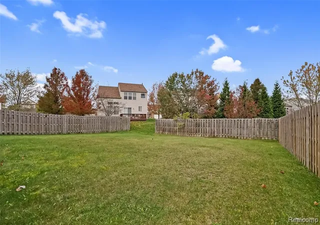 Homes for sale in Ypsilanti, MI | 7197 Essex Dr, Ypsilanti, MI 48197 | MLS# 61007397