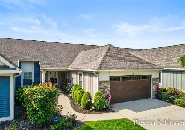 Photo 3 of Condo for sale at 944 Bellview Meadow Dr #28, Byron Center, MI 49315 | MLS# 70554224 | Listing updated on 2026-09-18